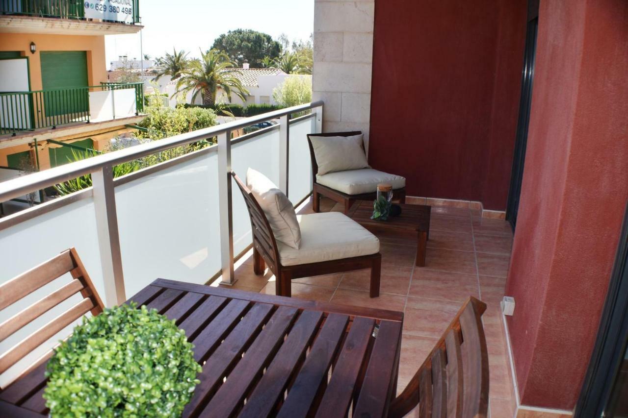 Apartament Sergi アンポスタ エクステリア 写真